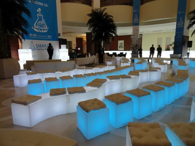 ライティングファニチャ（キューブ）