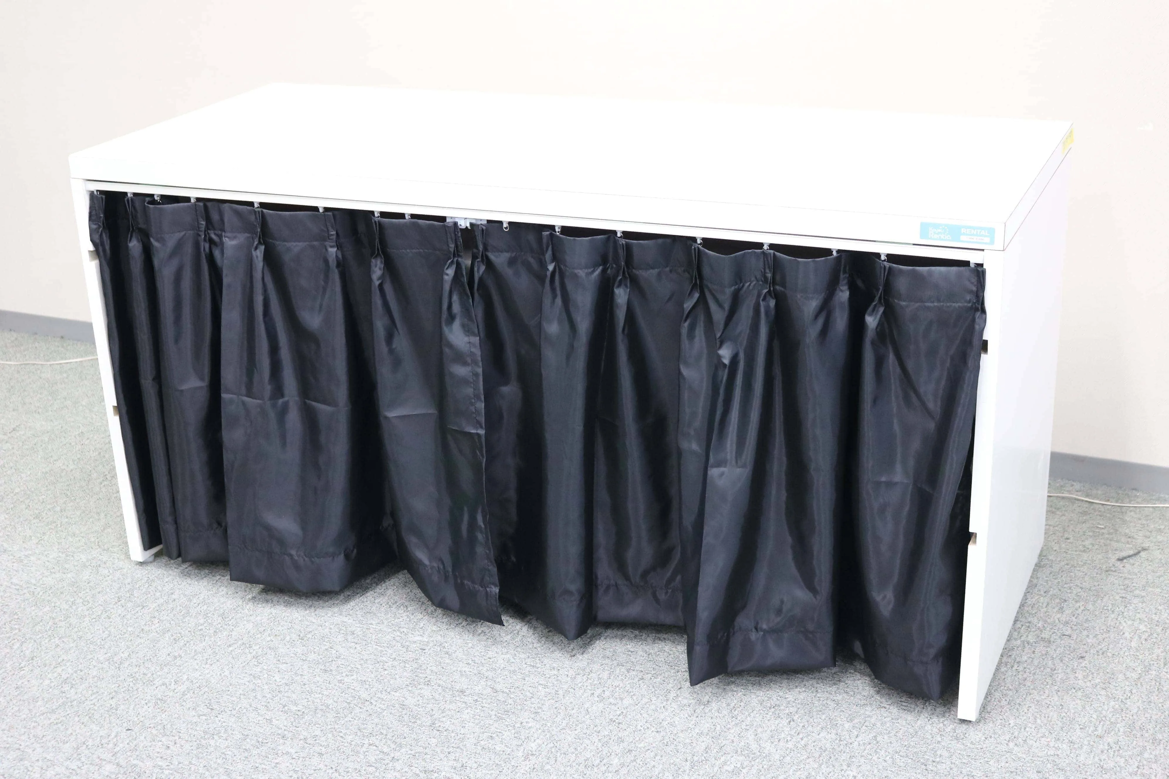 ユニットカウンター用カーテン（W1500×H930/2枚）