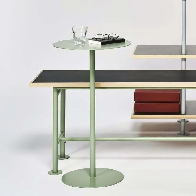 スリムテーブル(H650・サンドベージュ）