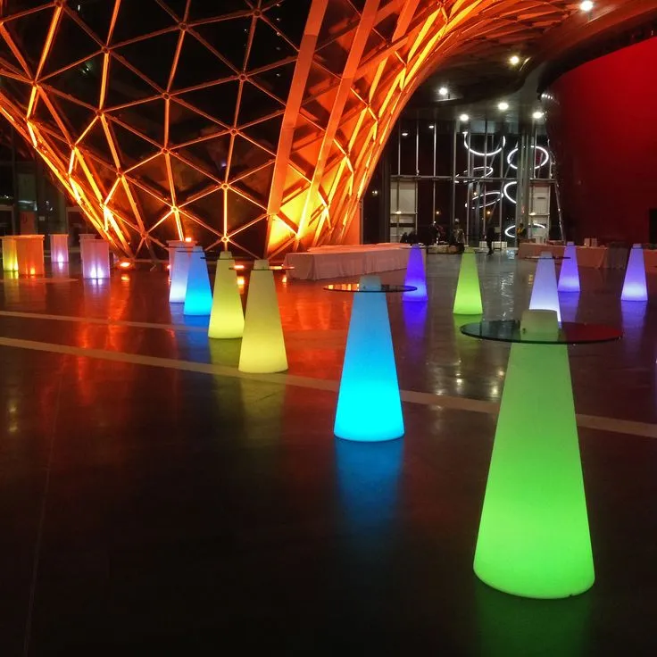 ライティングファニチャ（カクテルテーブル・トール）