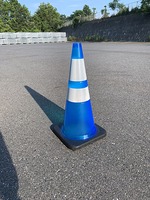 レボリューションコーン（クリアブルー）