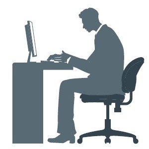 ローバックチェアに座る人のイメージ図