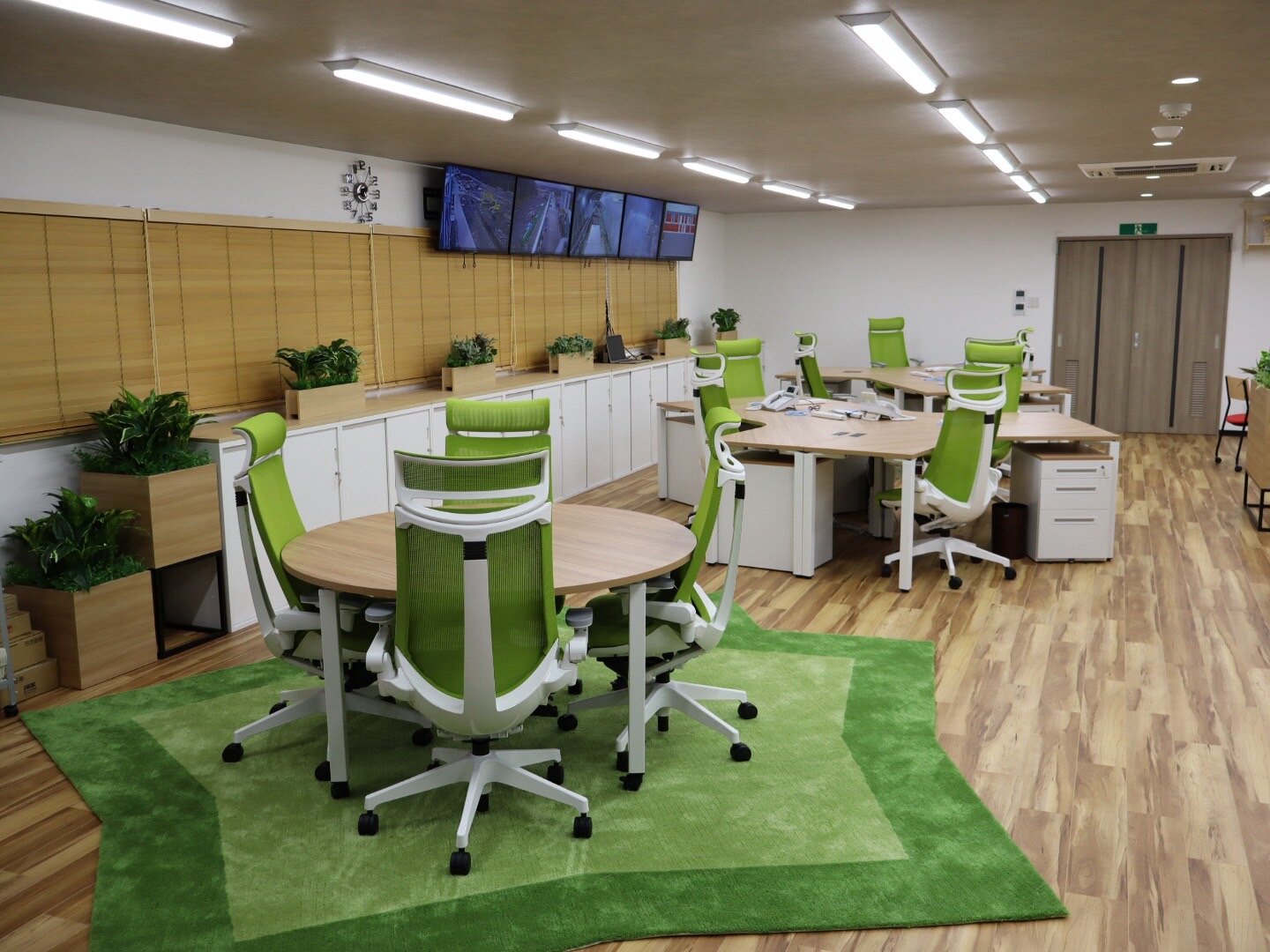 社員の健康と生産性向上を両立するオフィスへ