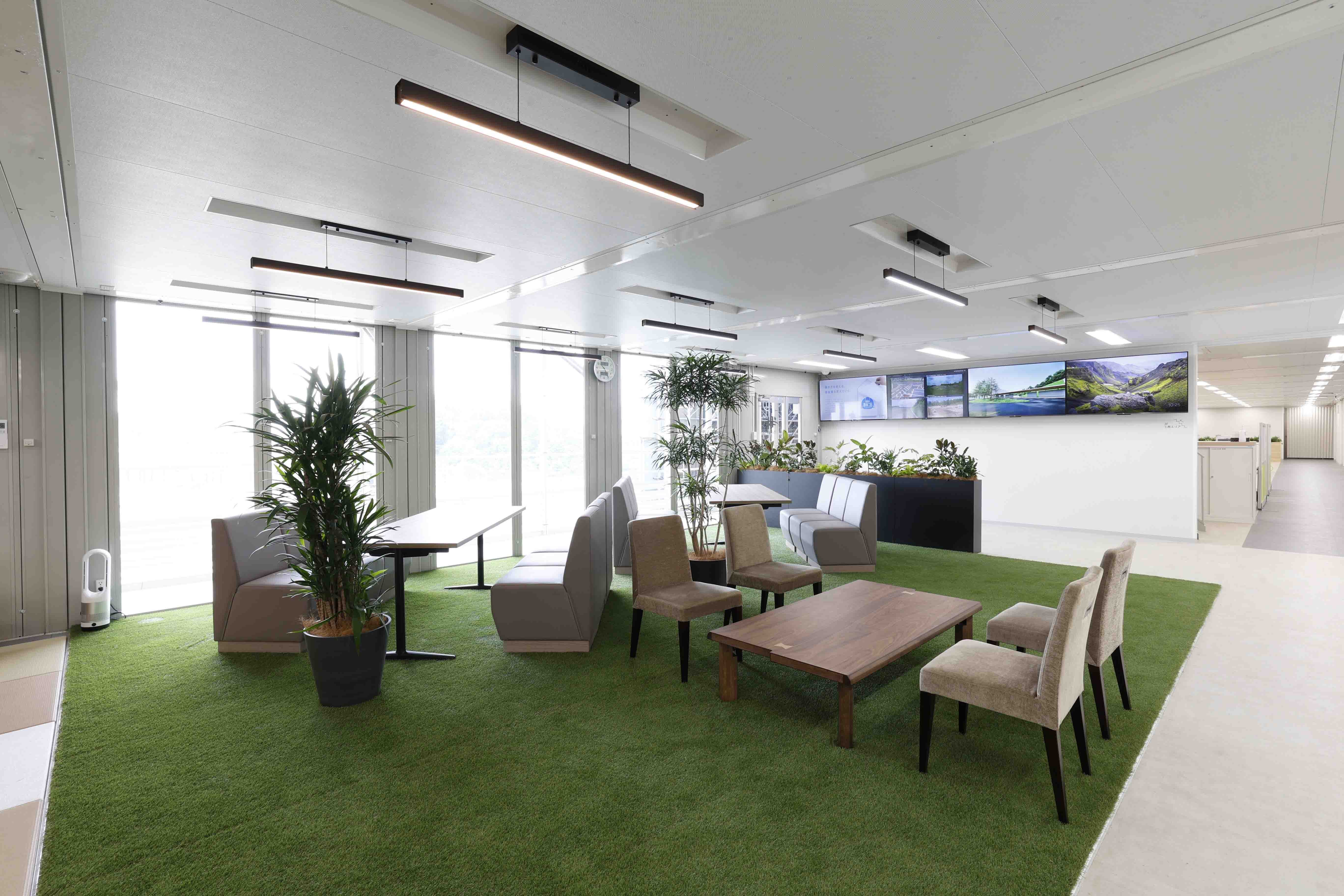 豊かなコミュニケーションが生まれ、社員の成長を促すオフィスプレイス