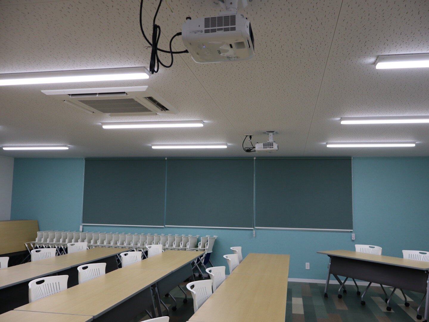 会議室①.JPG